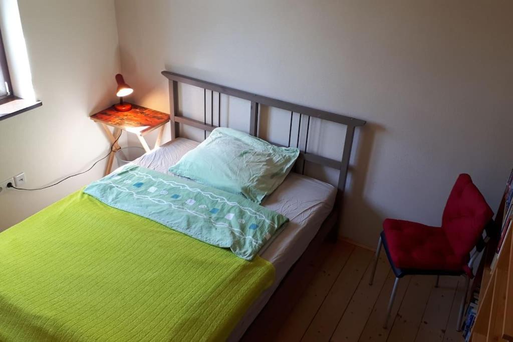 Private Room In Our Home With Free Vvo Ticket & Cats بيرنا المظهر الخارجي الصورة